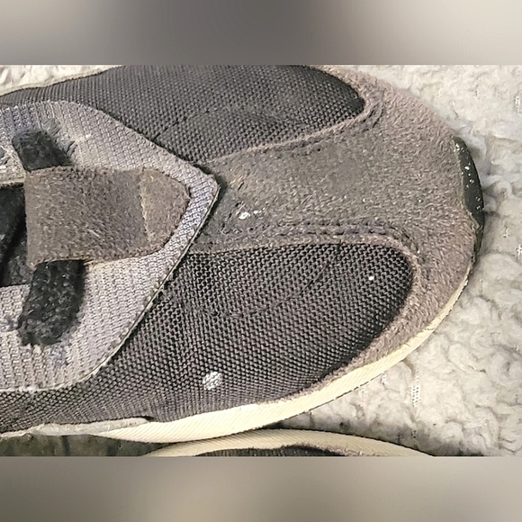 Youth Nike Uomo Air Max Pre-Day Sneakers, size 6 - Picture 4 of 7